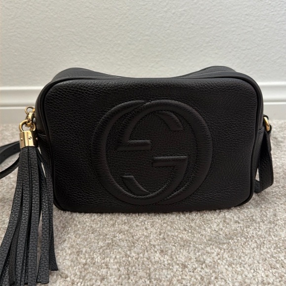 Gucci Handbags - Gucci Black Leather Soho Disco Shoulder Bag